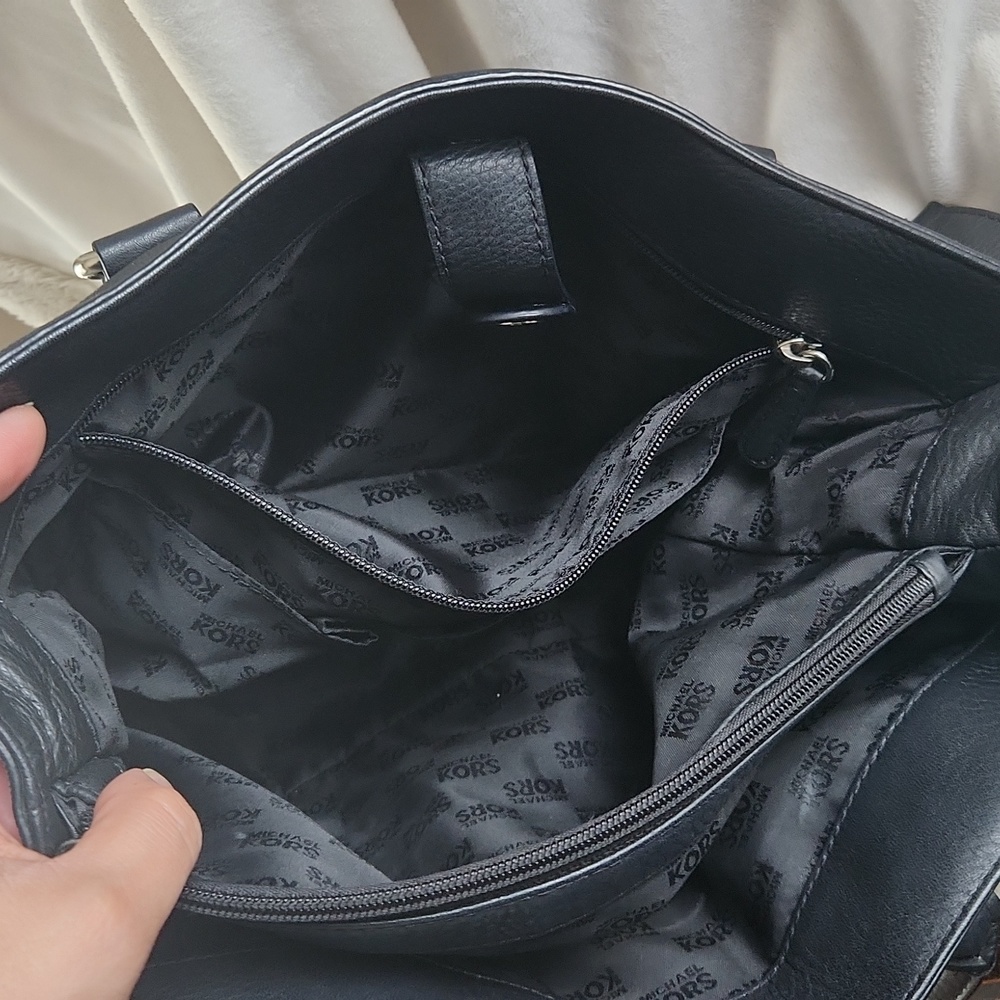 Michael Kors Satchel Shoulder Bag w/Silver Accents - Picture 7 of 11